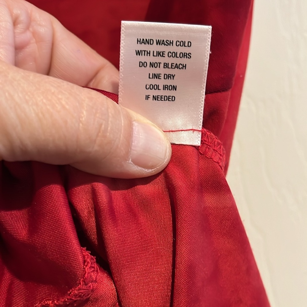 Red blouse, large - Picture 5 of 5